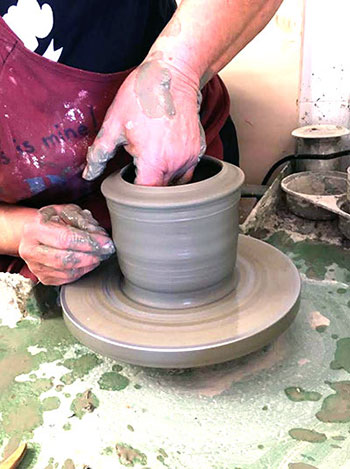 creare un vaso di ceramica